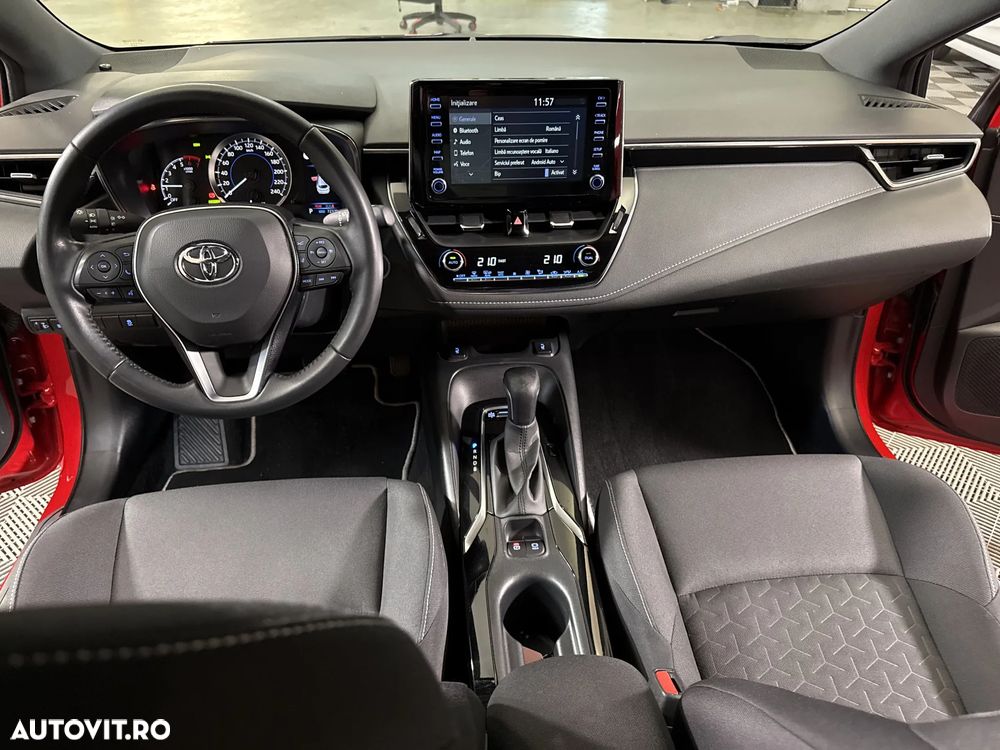 Toyota Corolla - 10