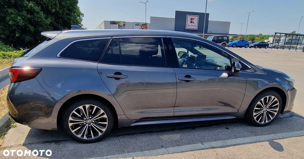 Toyota Corolla 2.0 Hybrid Style - 1