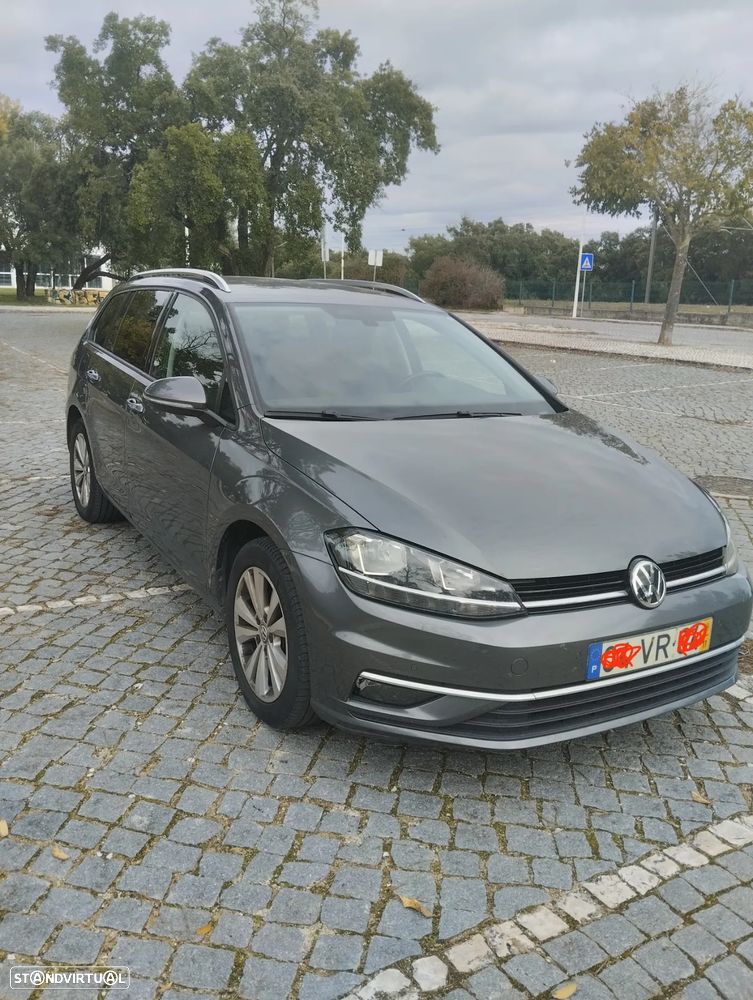 VW Golf Variant 1.6 TDi Confortline DSG - 16