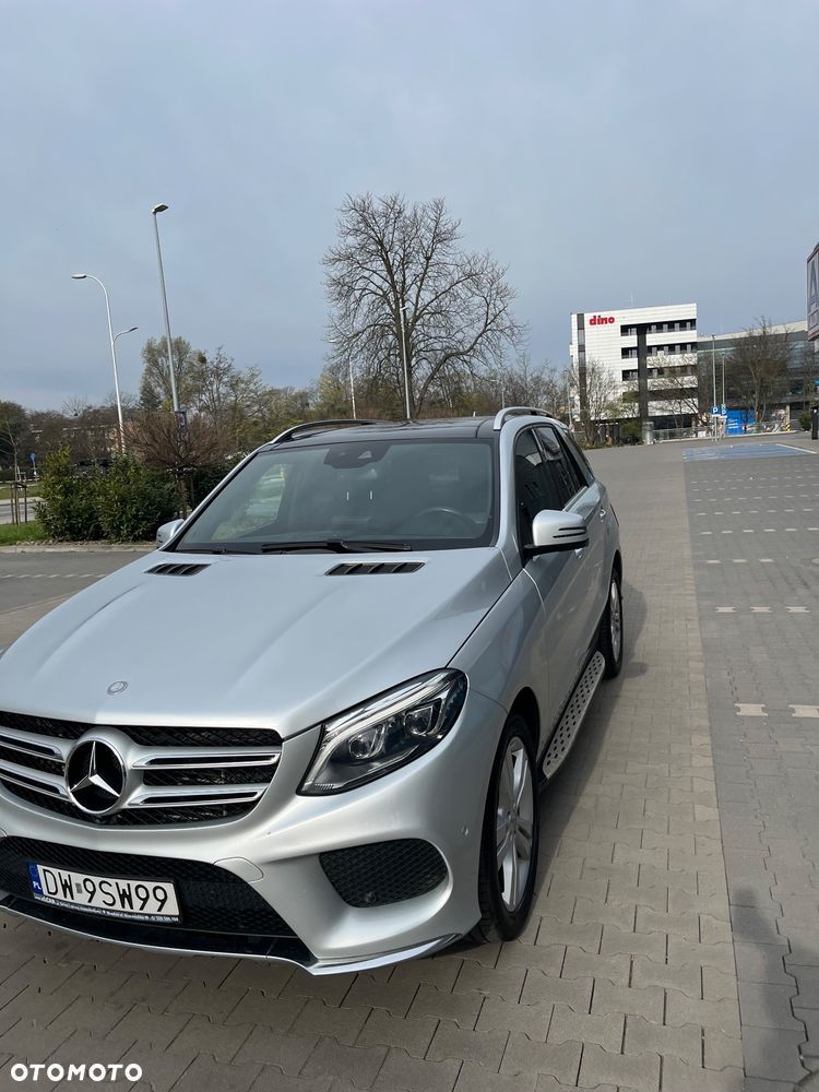 Mercedes-Benz GLE 350 d 4-Matic - 3