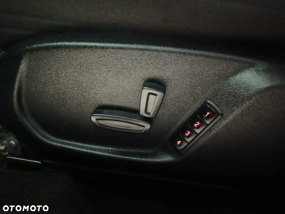 Ford Mondeo 2.0 TDCi Titanium - 20