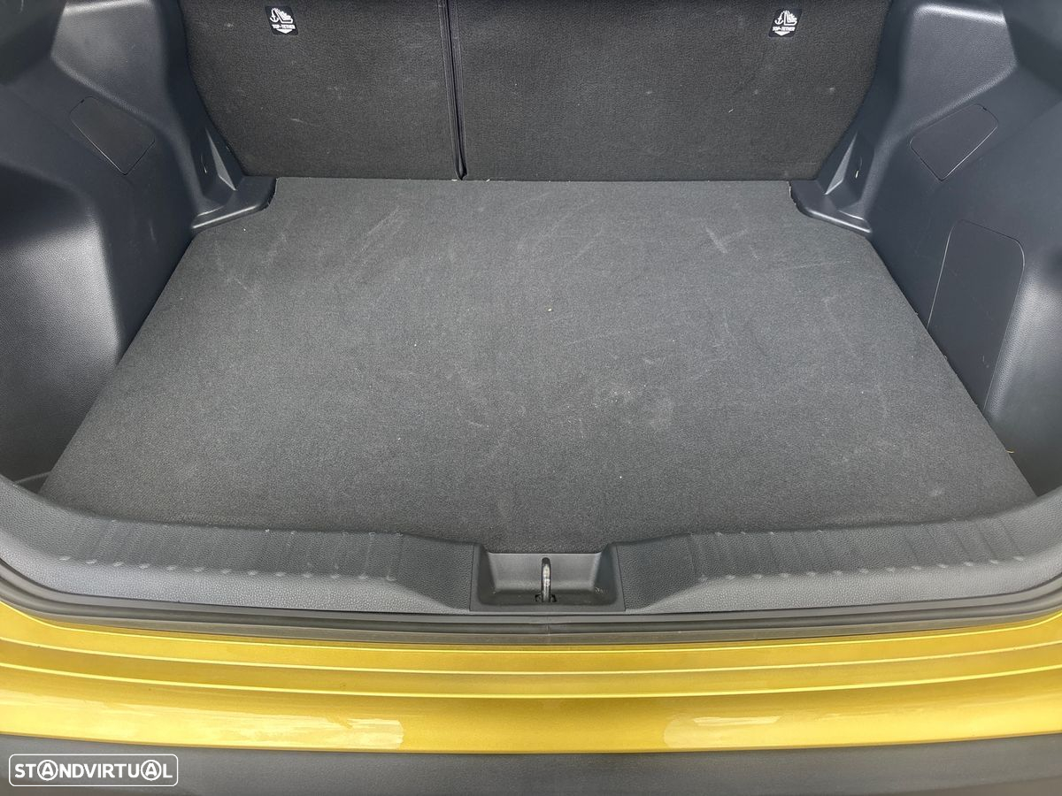Toyota Yaris Cross - 21