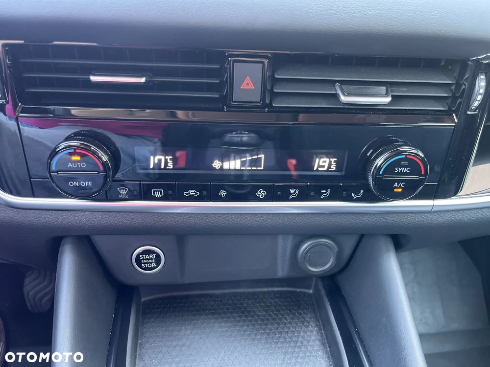 Nissan Qashqai 1.3 DIG-T MHEV N-Connecta - 22