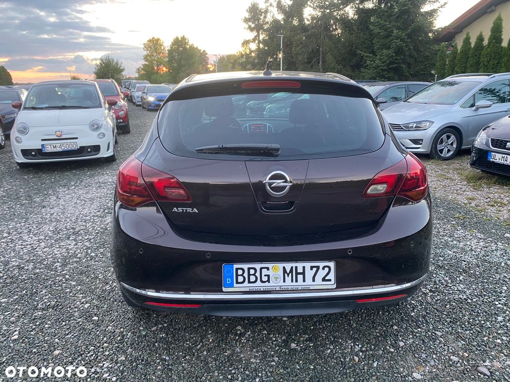 Opel Astra 2014 photo 5