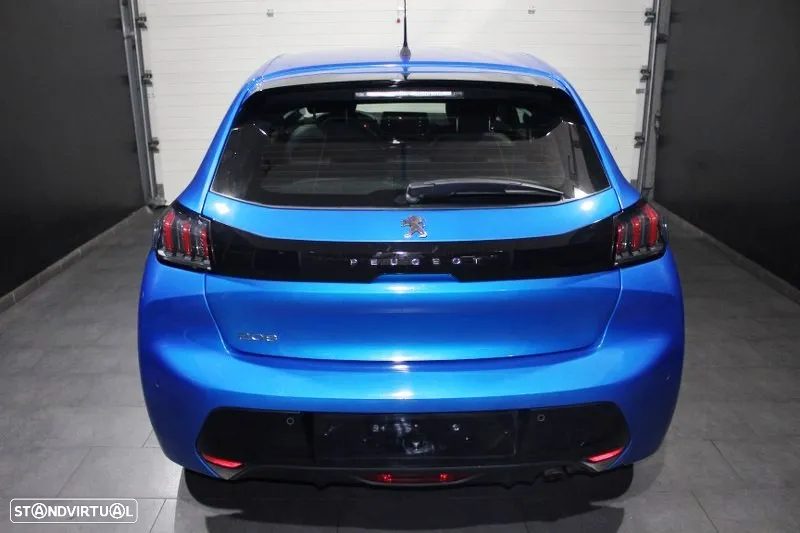 Peugeot 208 - 6