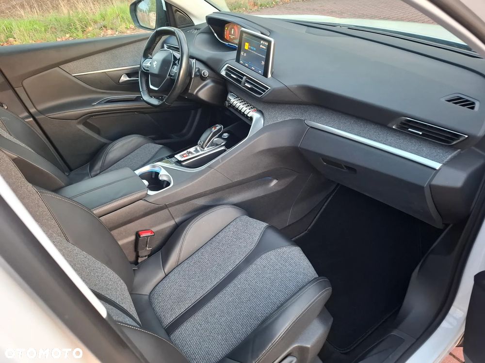 Peugeot 5008 THP 165 EAT6 Stop & Start Allure - 30