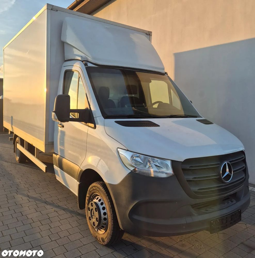 Mercedes-Benz Sprinter