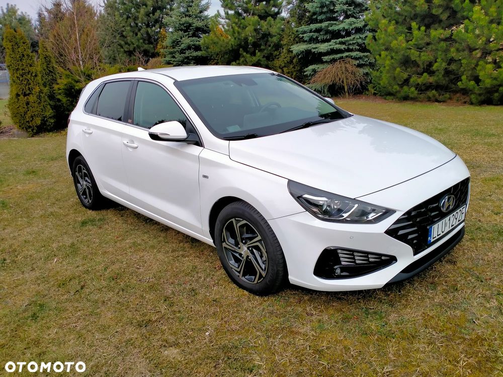 Hyundai i30 1.5 T-GDI 48V Comfort DCT - 2