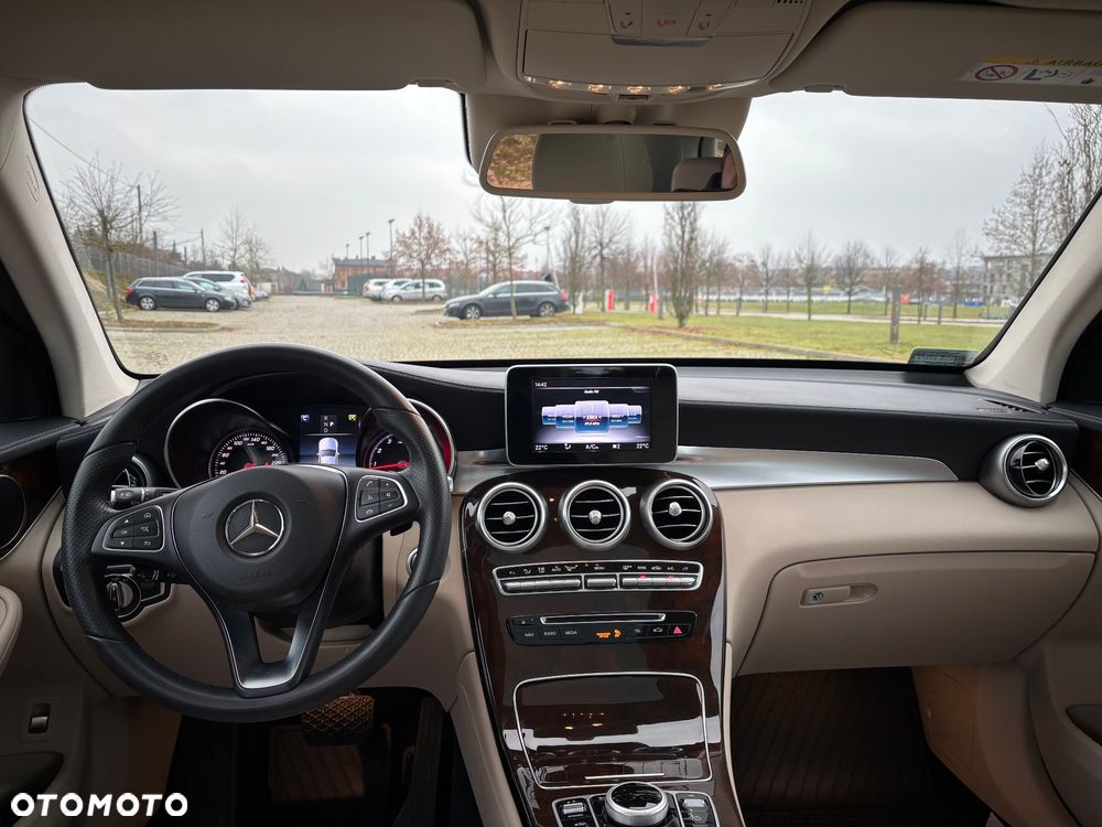 Mercedes-Benz GLC - 7