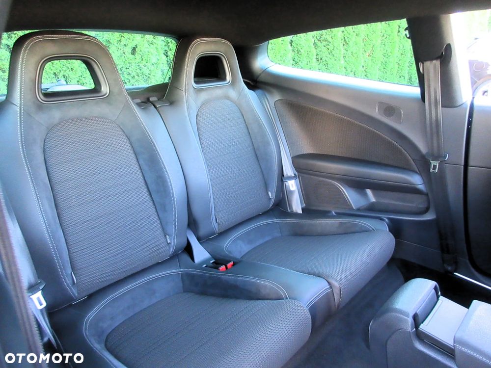 Volkswagen Scirocco 2.0 TDI (Blue Motion Technologie) DSG - 28
