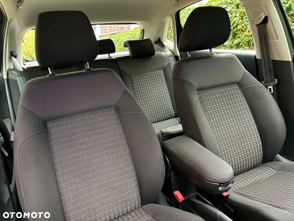 Volkswagen Polo - 5