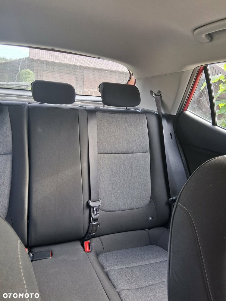 Kia Stonic 1.2 L - 10