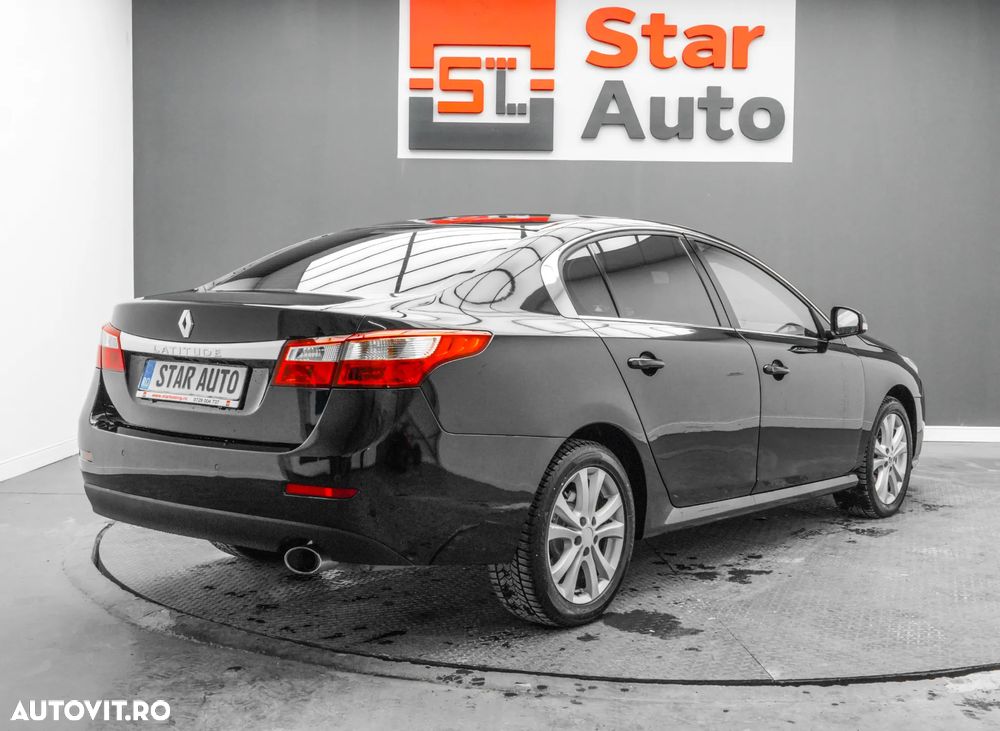 Renault Latitude 2.0 dCi Luxury CVA - 6