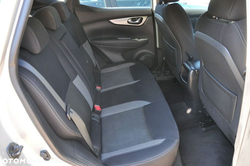 Nissan Qashqai 1.3 DIG-T DCT TEKNA - 11