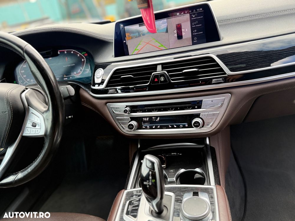 BMW Seria 7 730d - 17