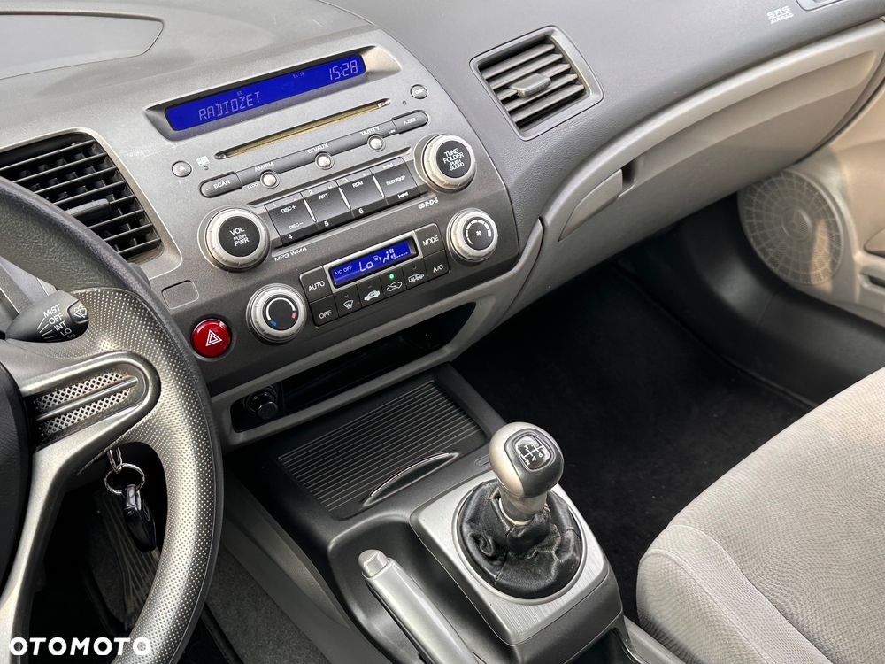 Honda Civic 1.8 Comfort - 17