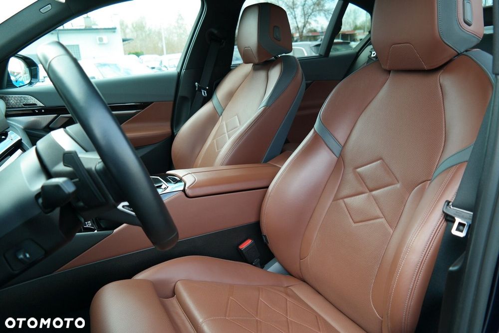 BMW Seria 5 - 13