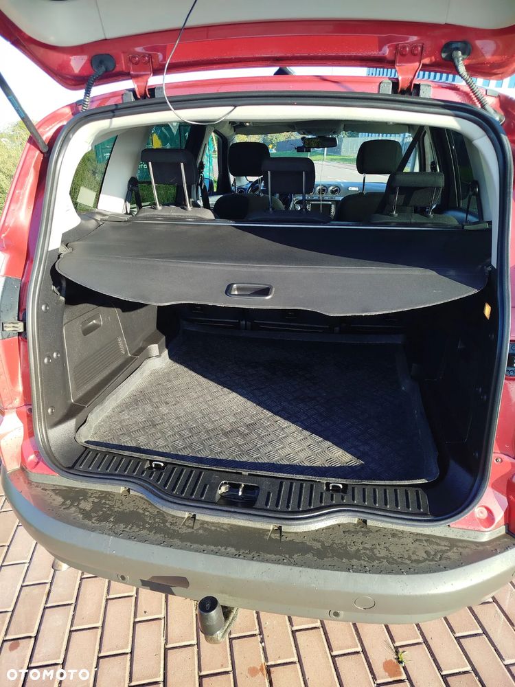 Ford S-Max 2.0 TDCi DPF Titanium X - 11