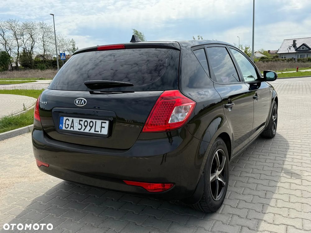 Kia Ceed 1.4 CVVT ISG Vision - 11