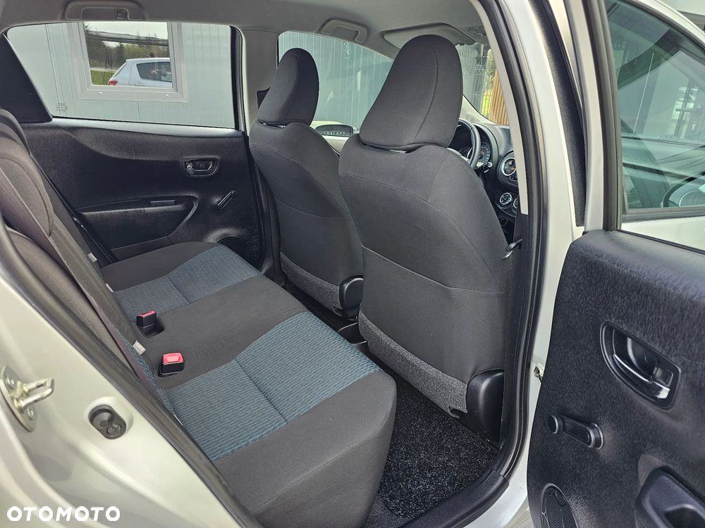 Toyota Yaris 1.33 Prestige - 10