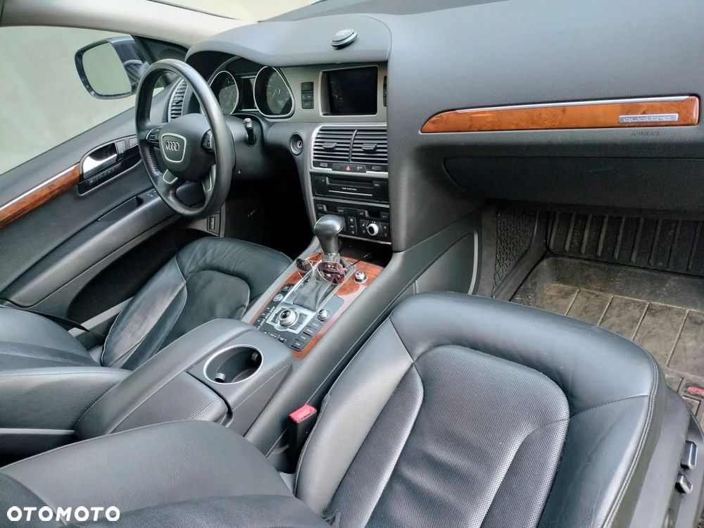 Audi Q7 - 7