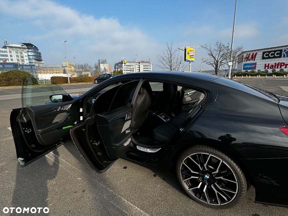 BMW Seria 8 - 7