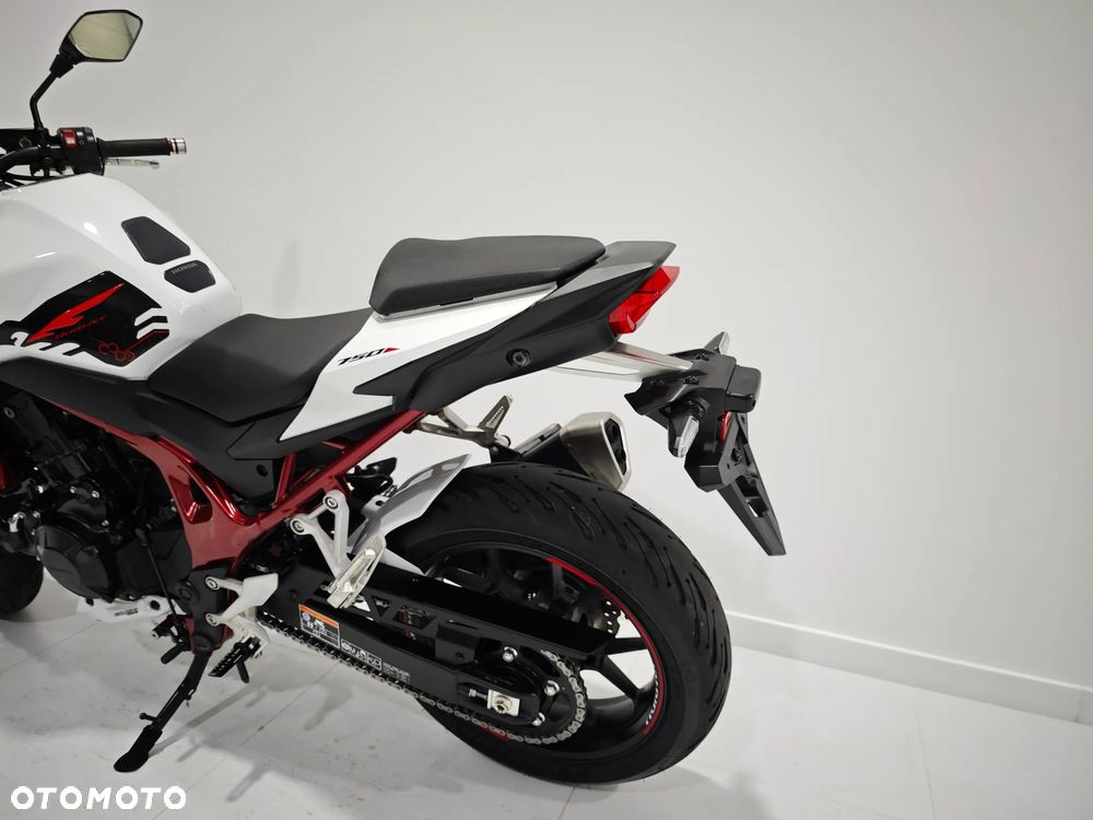 Honda Hornet - 16