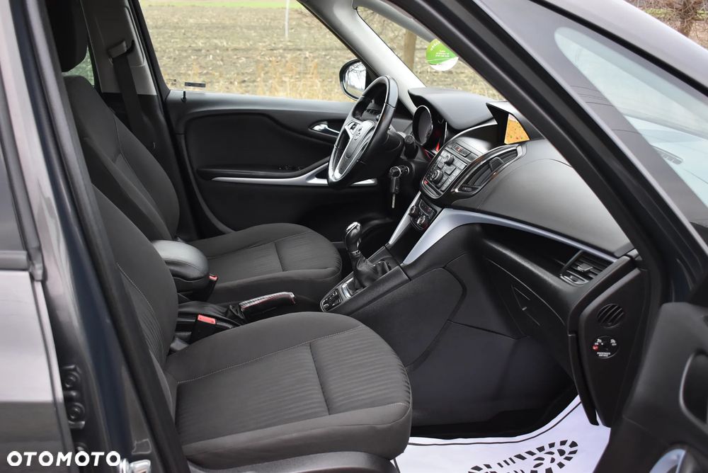 Opel Zafira 1.4 T Cosmo EU6 - 24