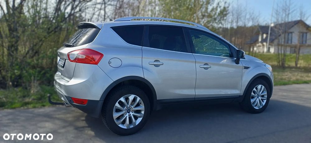 Ford Kuga 2.0 TDCi 4x4 Titanium - 9
