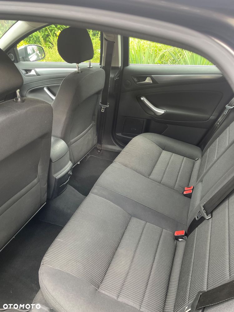 Ford Mondeo 2.0 Viva Titanium - 6
