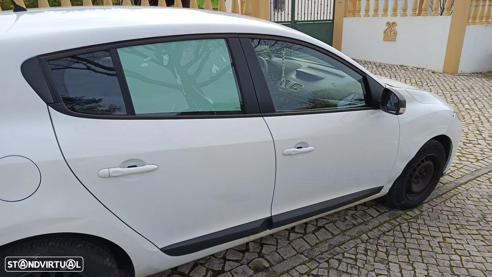 Renault Mégane 1.5 dCi Dynamique S - 6