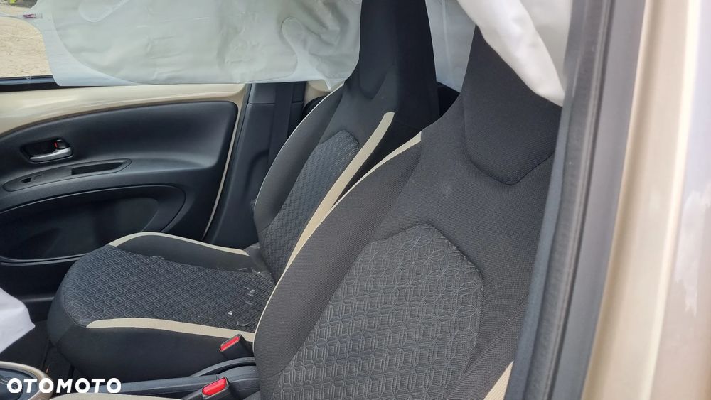 Toyota Aygo X S-CVT Air Style - 23
