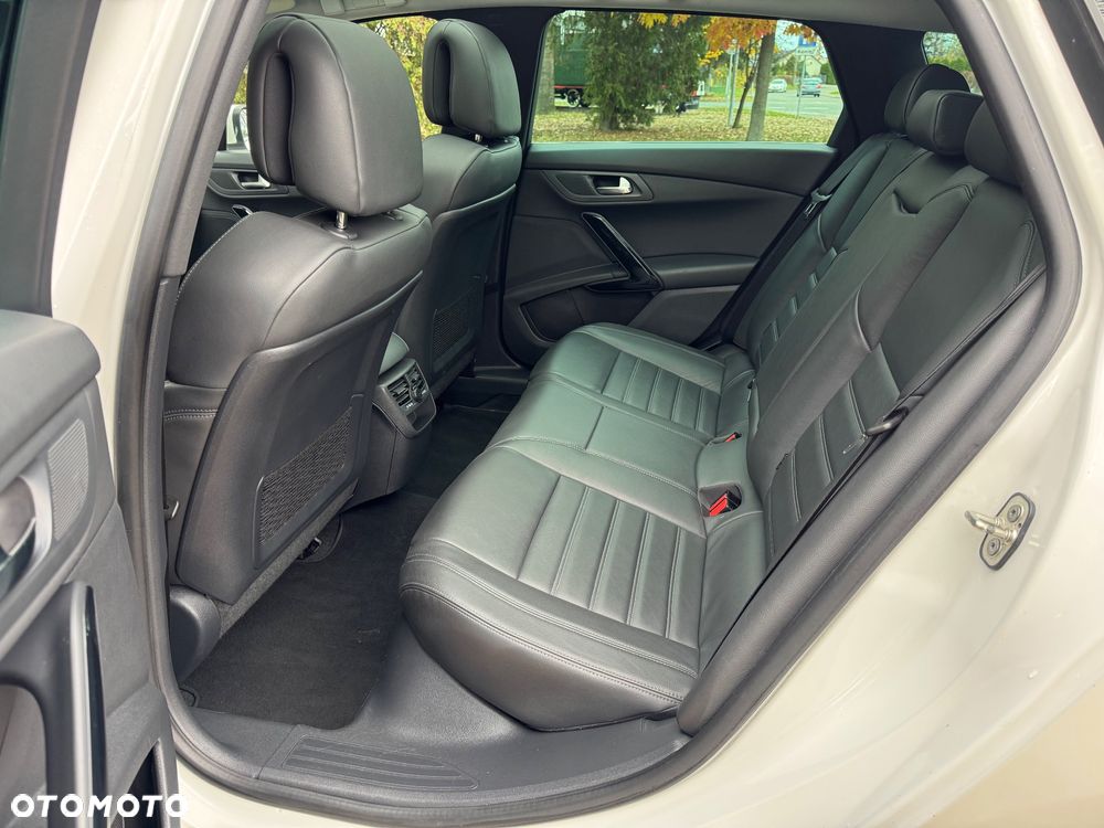 Peugeot 508 1.6 e-HDi Active S&S - 31