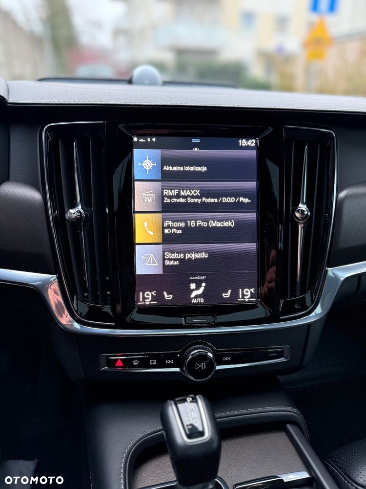 Volvo V90 D5 SCR AWD Momentum Pro - 12