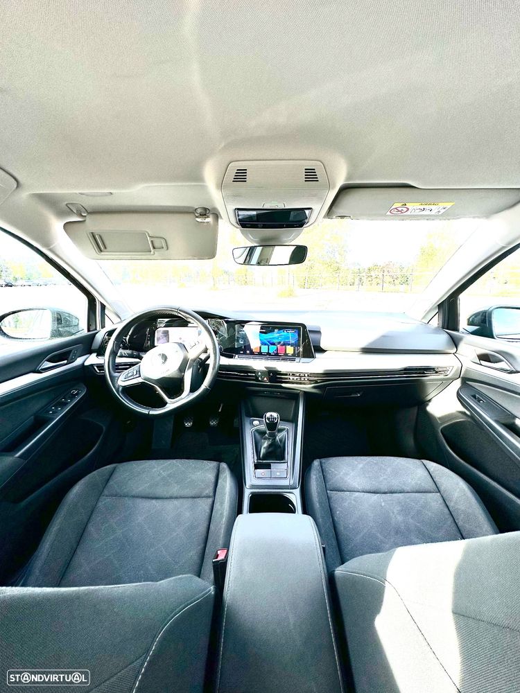 VW Golf Variant 2.0 TDi Conceptline - 26