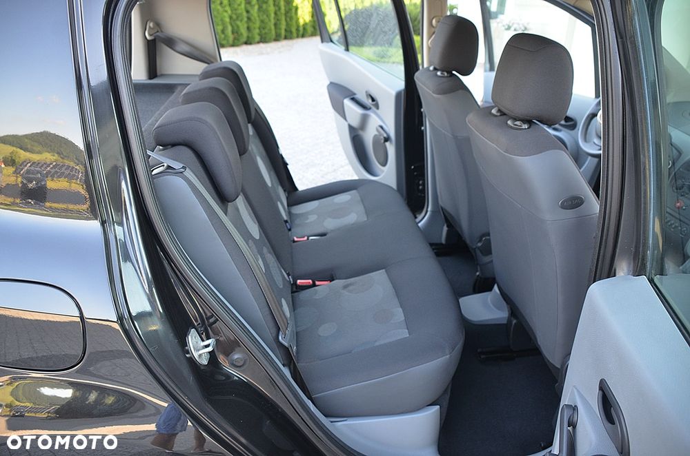 Renault Modus - 11
