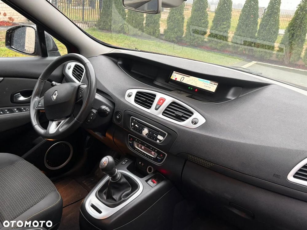 Renault Scenic 1.6 16V 110 Authentique - 8