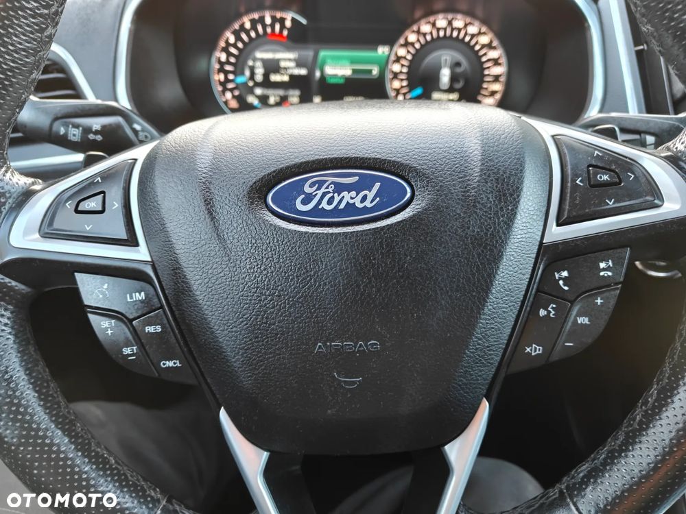 Ford S-Max 2.0 TDCi Bi-Turbo Titanium PowerShift - 21