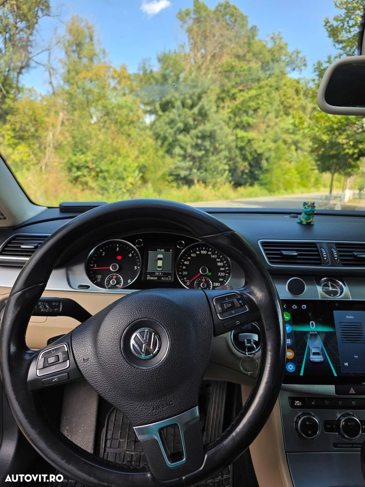 Volkswagen Passat - 14