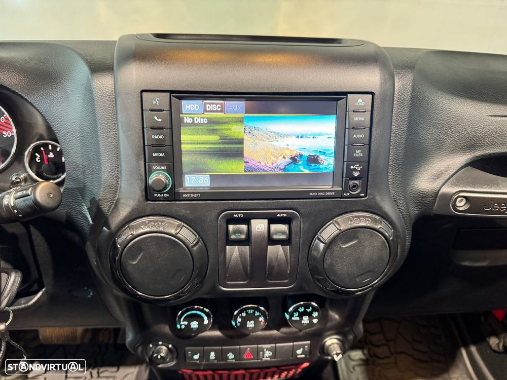 Jeep Wrangler - 19