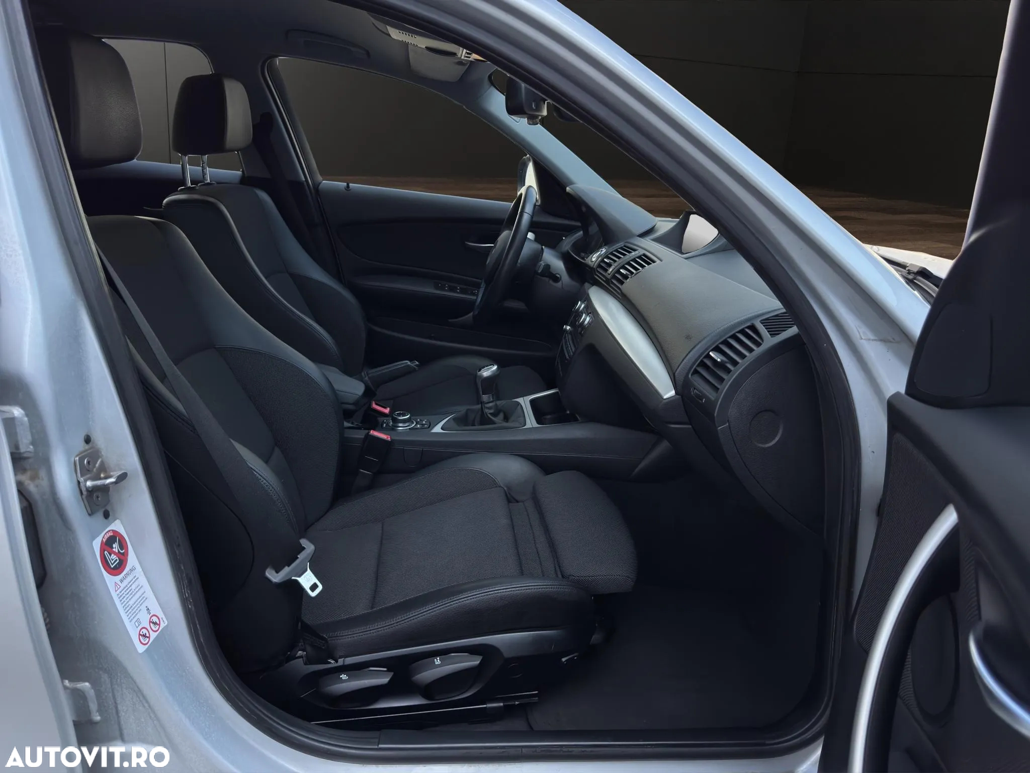 BMW Seria 1 118d DPF - 11