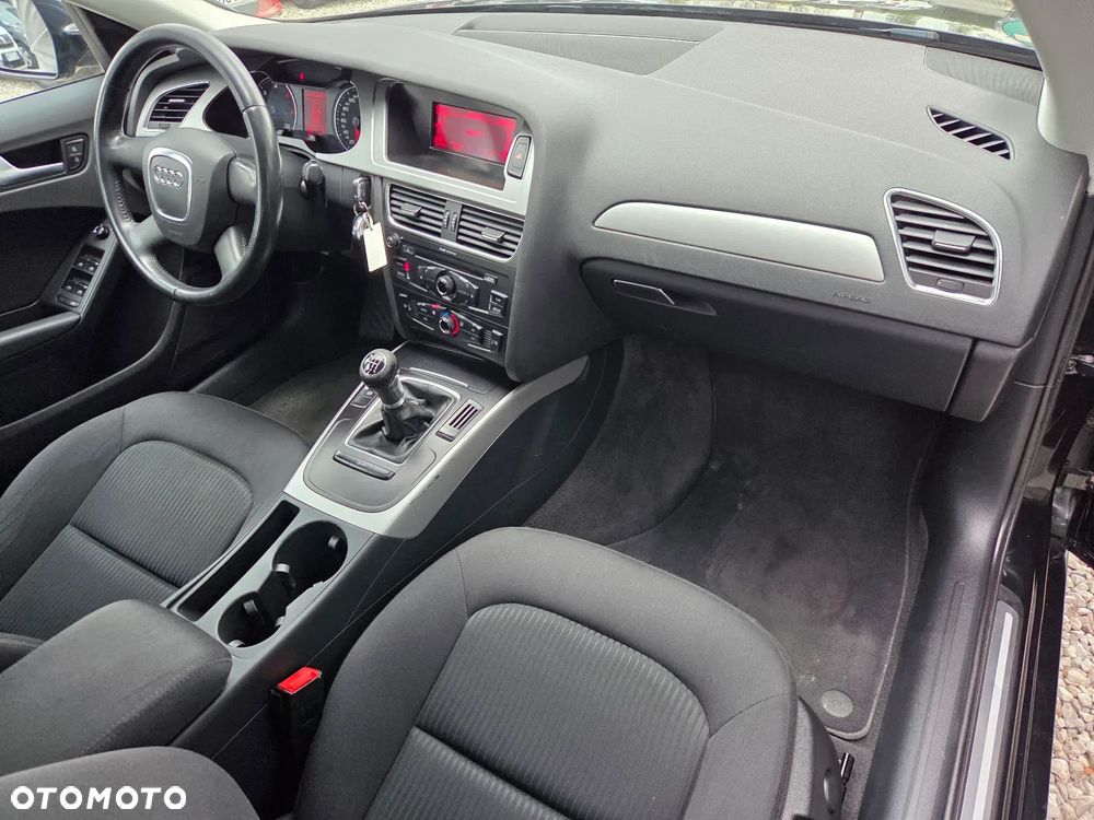 Audi A4 Avant 2.0 TDI DPF Ambition - 12