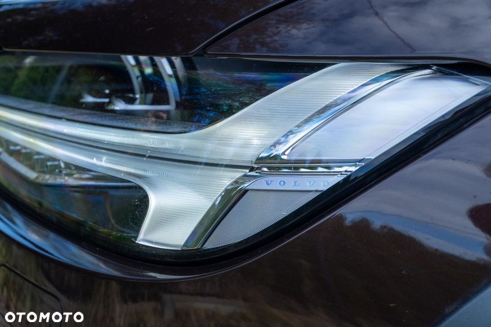 Volvo V90 Cross Country - 37