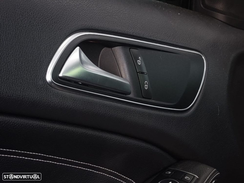 Mercedes-Benz GLA 200 (CDI) d 7G-DCT Urban - 34