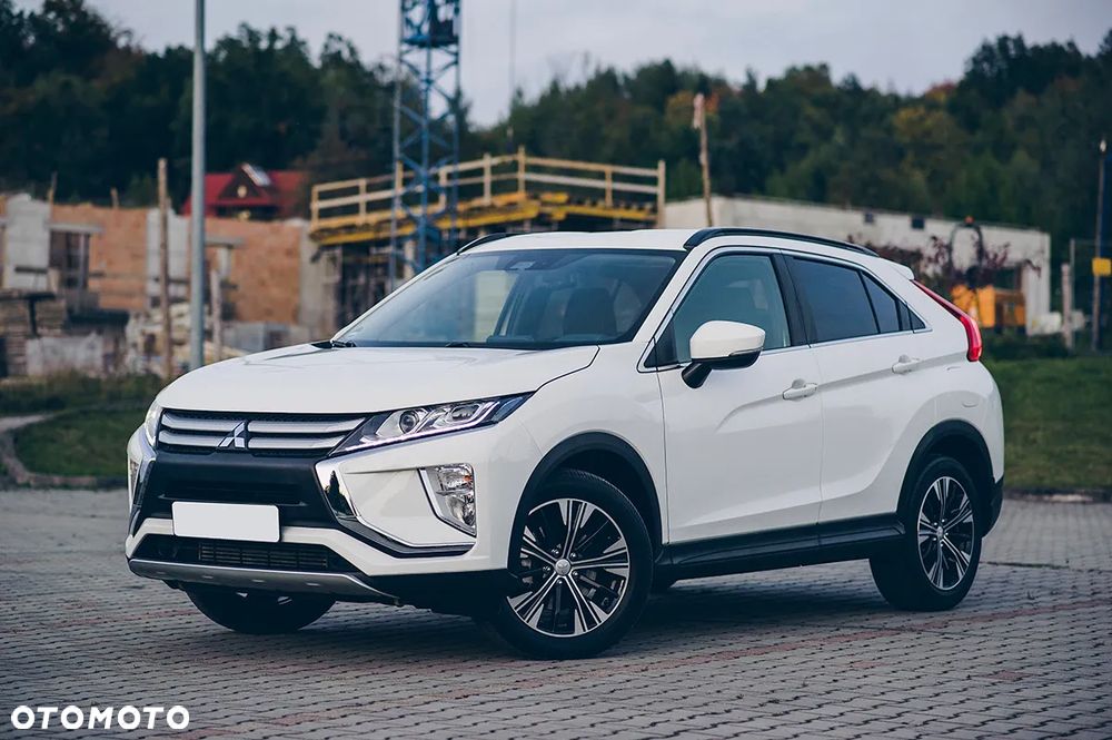 Mitsubishi Eclipse Cross 1.5 T-MIVEC (ClearTec) CVT 2WD Plus - 4