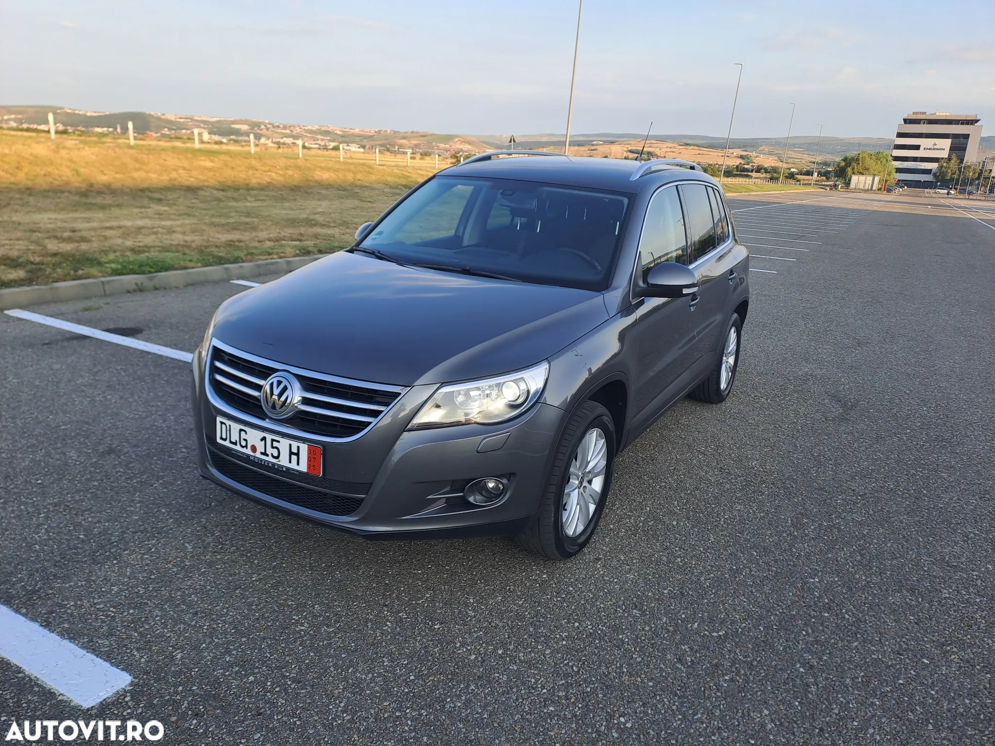 Volkswagen Tiguan 2.0 TDI DPF 4Motion Automatik Sport & Style - 12