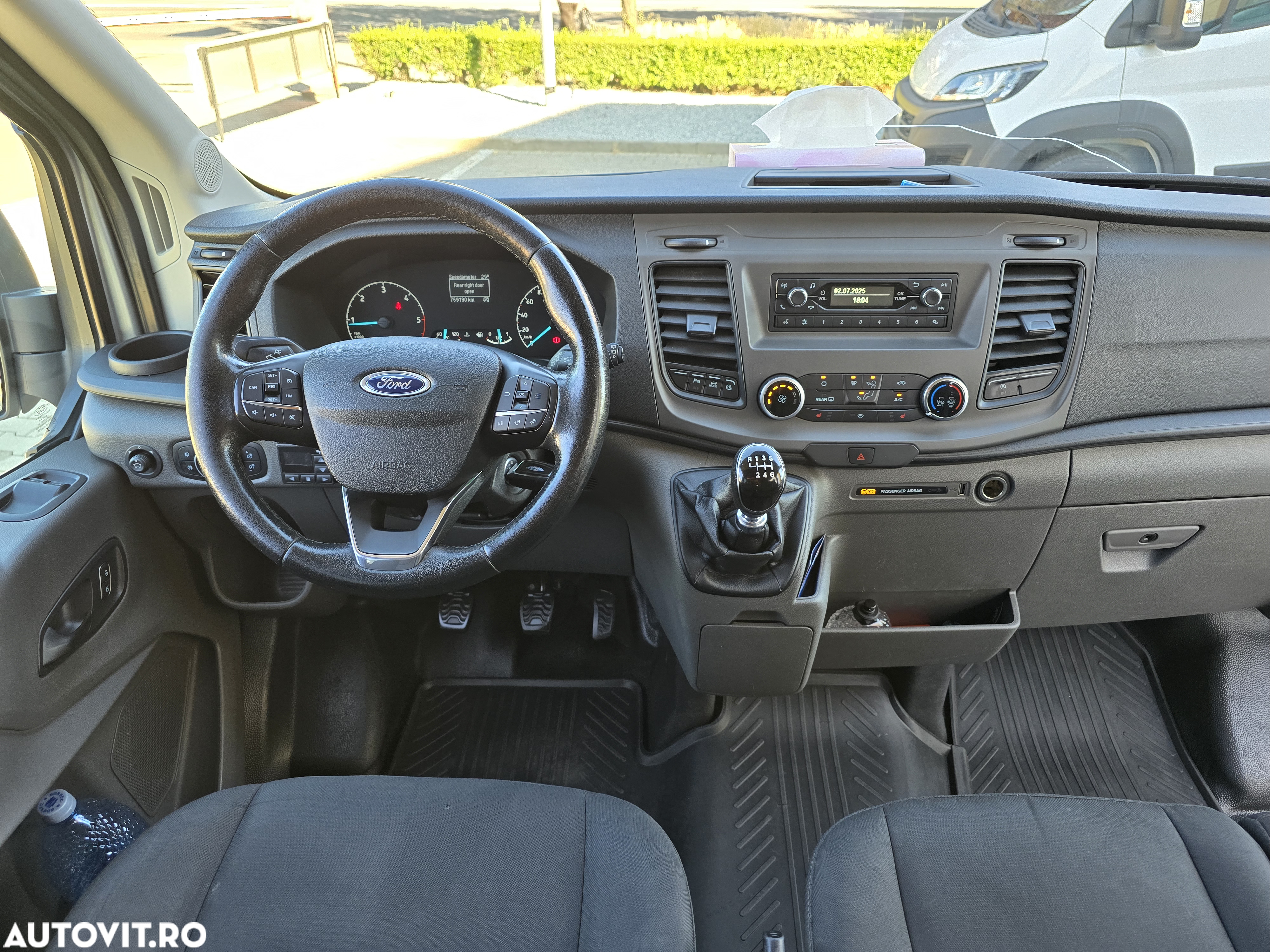 Ford Transit - 12