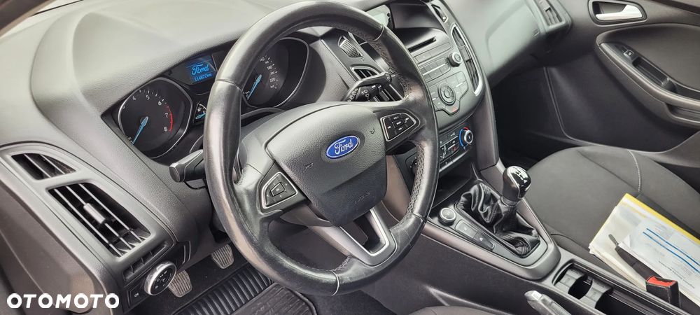 Ford Focus - 15