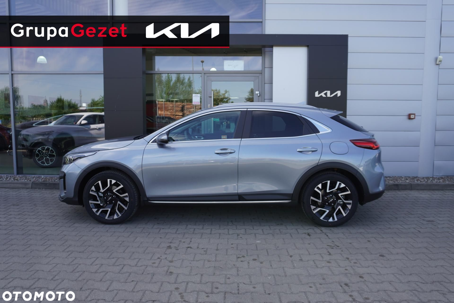 Kia XCeed - 10
