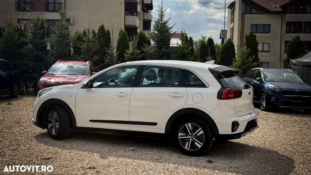 Kia Niro 1.6 GDI HEV 2WD OPF Aut. Vision - 4